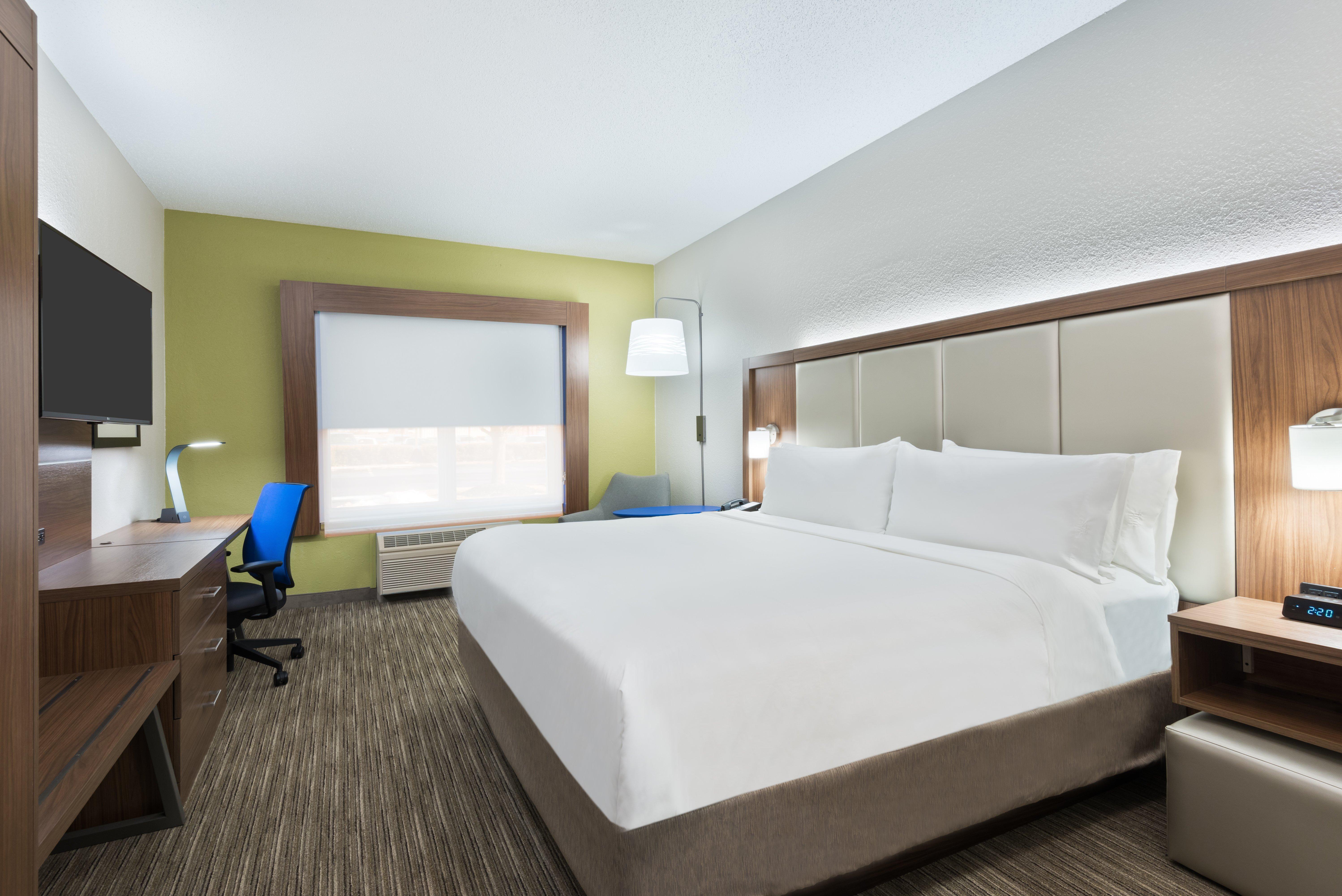 Holiday Inn Express & Suites - Columbus Airport East By Ihg Екстериор снимка