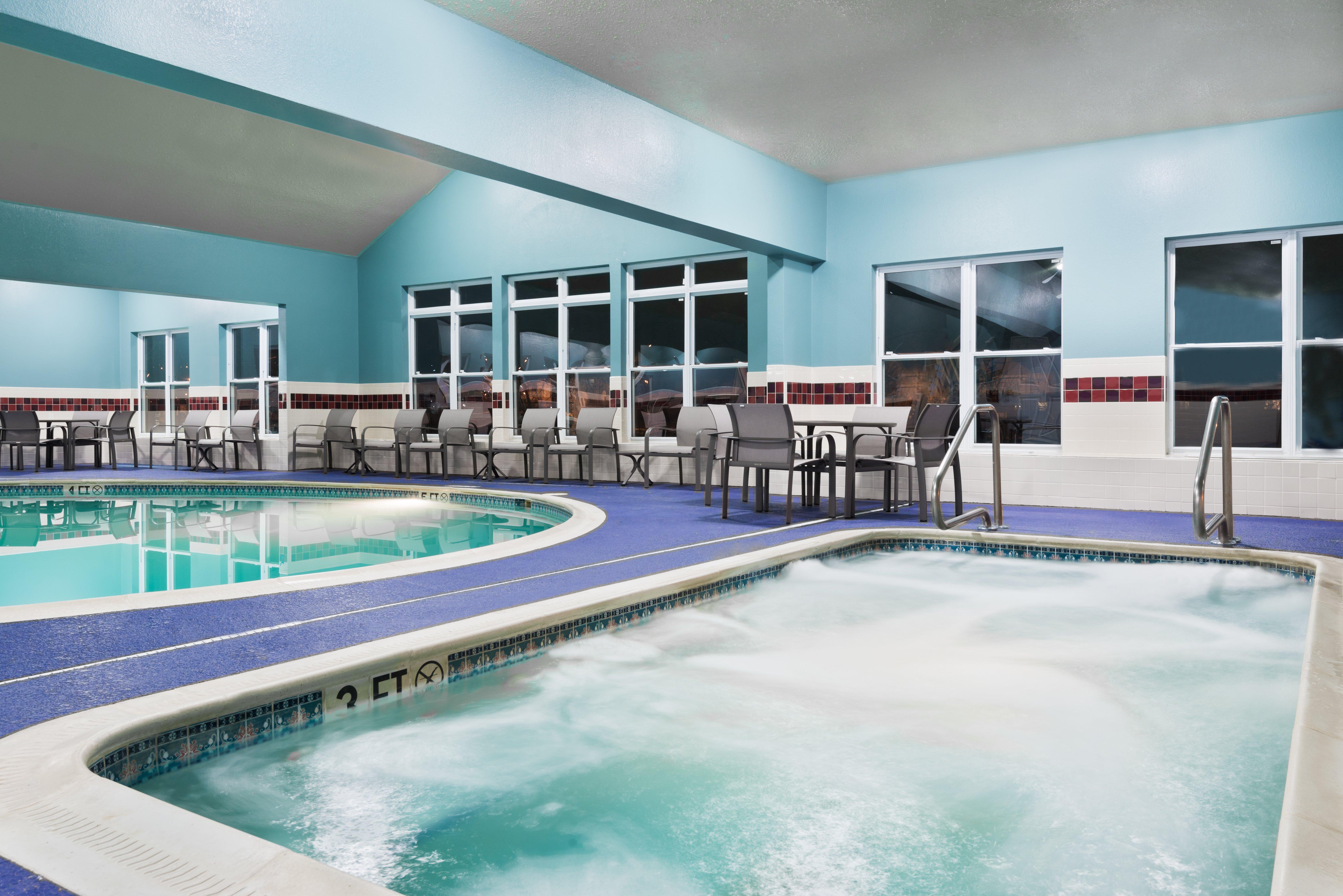 Holiday Inn Express & Suites - Columbus Airport East By Ihg Екстериор снимка