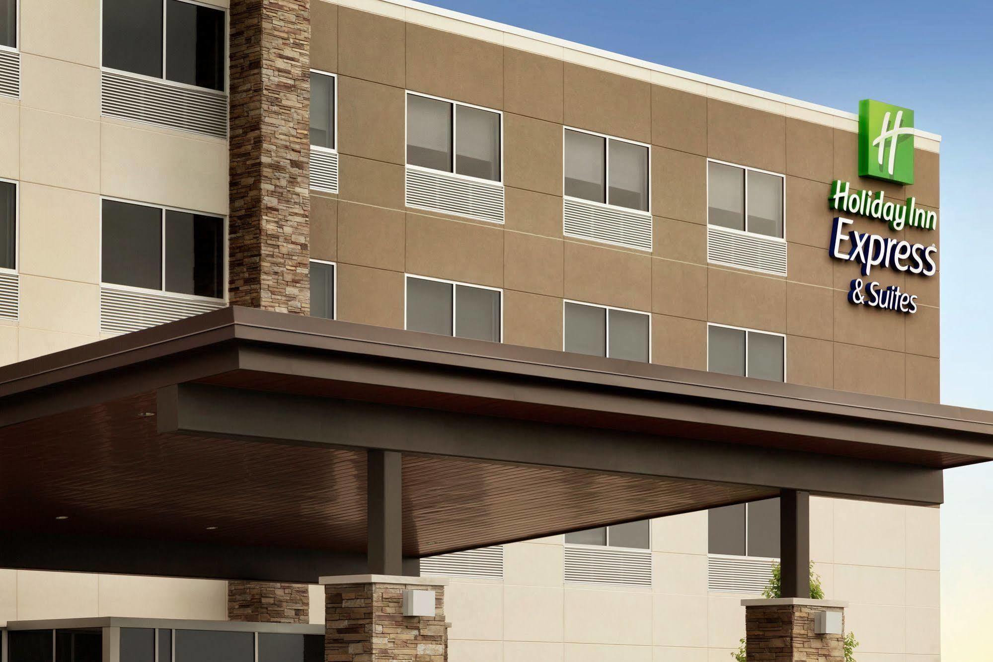 Holiday Inn Express & Suites - Columbus Airport East By Ihg Екстериор снимка